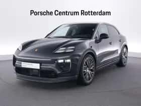 Porsche Macan (2024)