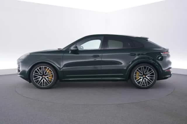 Porsche Cayenne (2026) thumbnail 2