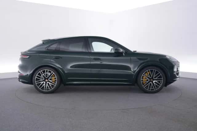 Porsche Cayenne (2026) thumbnail 6