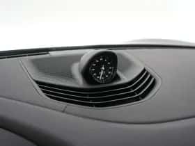 Porsche Taycan (2026) thumbnail 23