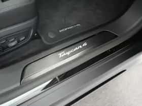 Porsche Taycan (2026) thumbnail 35