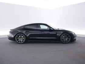 Porsche Taycan (2026) thumbnail 6