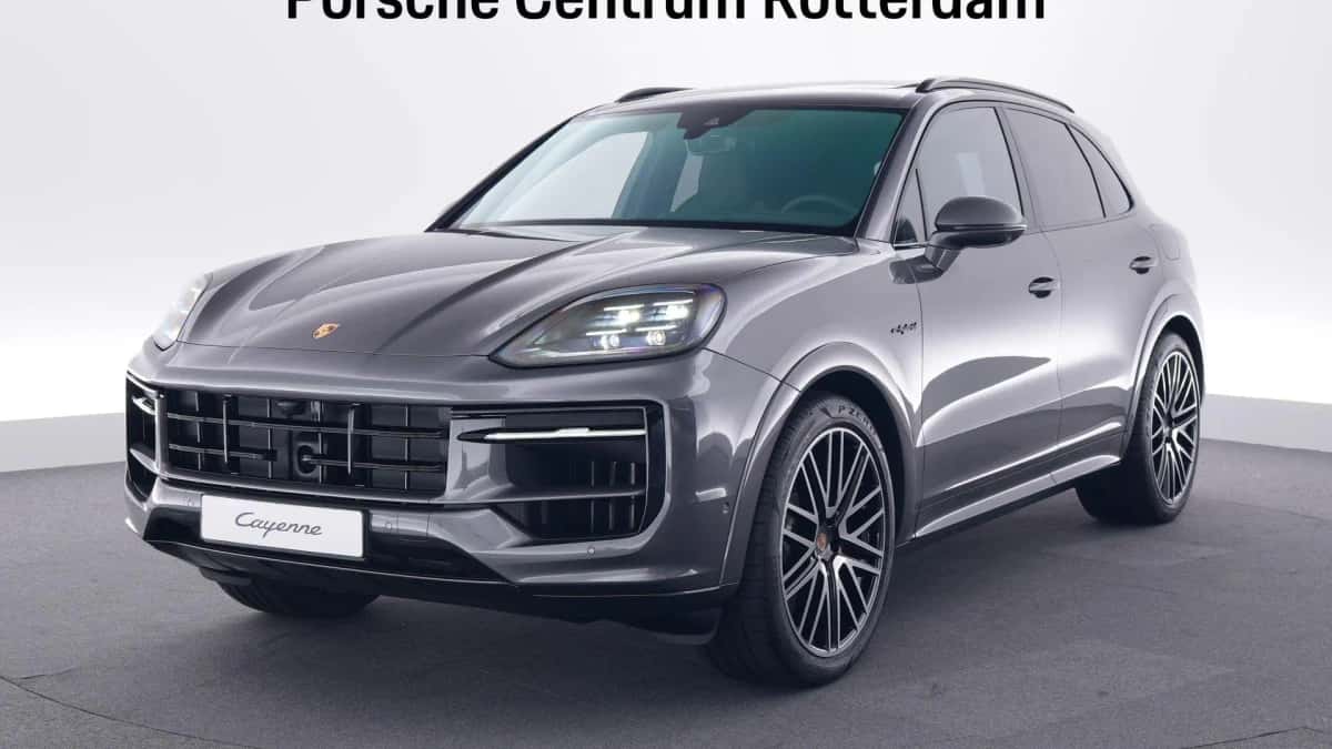 Porsche Cayenne (2025) — foto 1