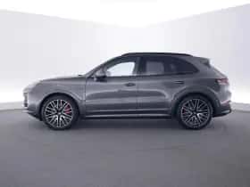Porsche Cayenne (2025) thumbnail 2