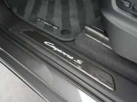 Porsche Cayenne (2025) thumbnail 17