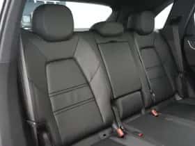 Porsche Cayenne (2025) thumbnail 33