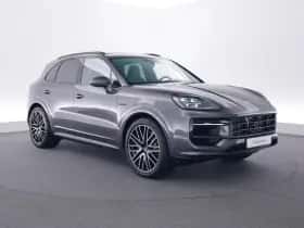 Porsche Cayenne (2025) thumbnail 7