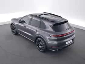 Porsche Cayenne (2025) thumbnail 10