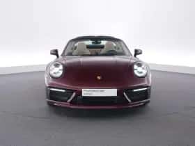 Porsche 911 (2021) thumbnail 8