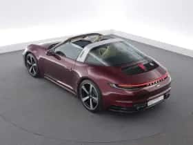 Porsche 911 (2021) thumbnail 10