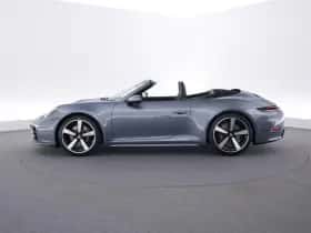 Porsche 911 (2026) thumbnail 2