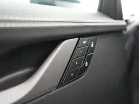 Porsche 911 (2026) thumbnail 13