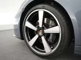 Porsche 911 (2026) thumbnail 37