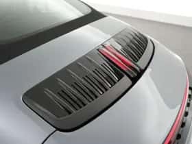 Porsche 911 (2026) thumbnail 38