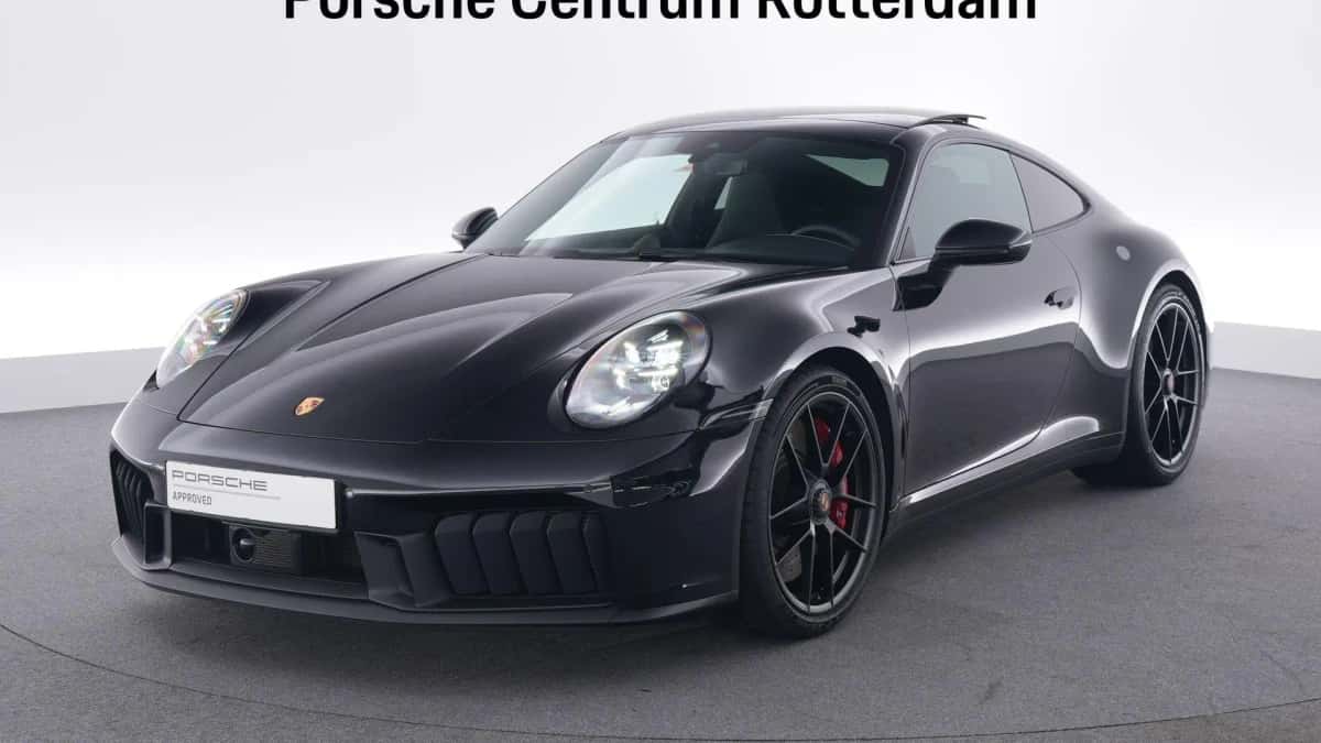 Porsche 911 (2025) — foto 1