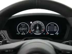 Porsche 911 (2025) thumbnail 23