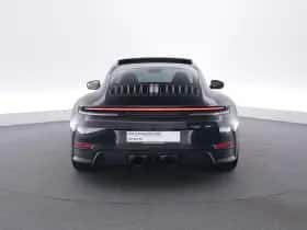 Porsche 911 (2025) thumbnail 4