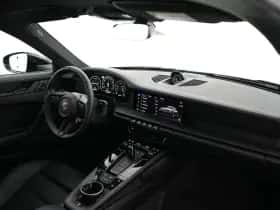 Porsche 911 (2025) thumbnail 32