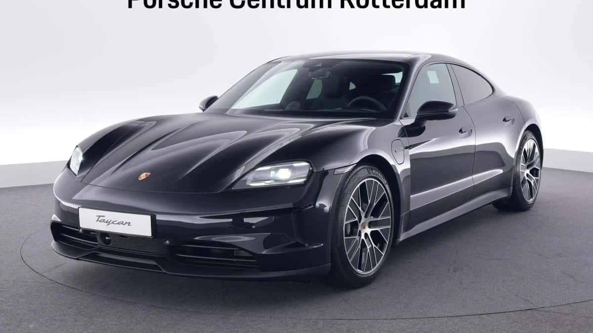 Porsche Taycan (2025) — foto 1