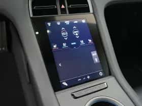 Porsche Taycan (2025) thumbnail 30
