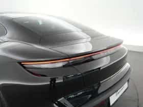 Porsche Taycan (2025) thumbnail 43