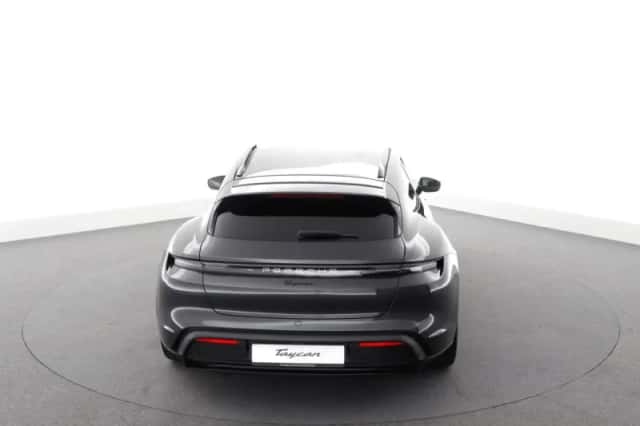 Porsche Taycan (2025) thumbnail 5