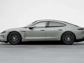 Porsche Taycan (2025) thumbnail 2