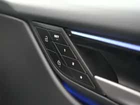 Porsche Macan (2025) thumbnail 38
