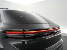 Porsche Macan (2025) thumbnail 41
