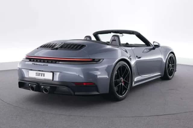 Porsche 911 (2025) thumbnail 5