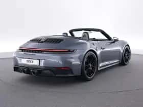 Porsche 911 (2025) thumbnail 5