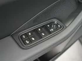 Porsche Macan (2026) thumbnail 14