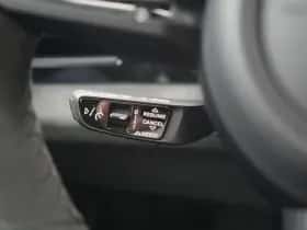 Porsche Taycan (2022) thumbnail 21