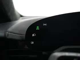 Porsche Taycan (2022) thumbnail 22