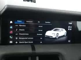 Porsche Taycan (2022) thumbnail 27