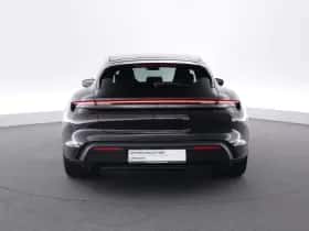 Porsche Taycan (2022) thumbnail 4