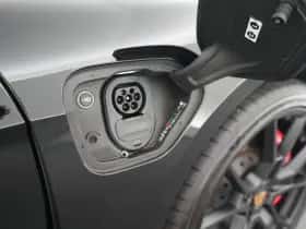 Porsche Taycan (2022) thumbnail 41