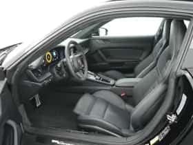 Porsche 911 (2025) thumbnail 12