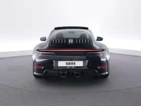 Porsche 911 (2025) thumbnail 4