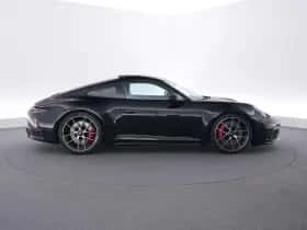 Porsche 911 (2025) thumbnail 6