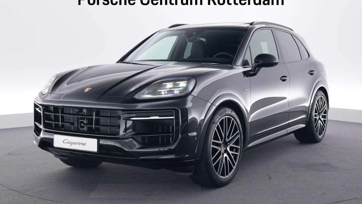 Porsche Cayenne (2025) — foto 1