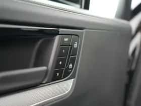 Porsche Cayenne (2025) thumbnail 12