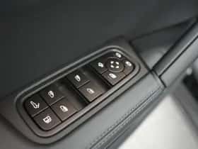 Porsche Cayenne (2025) thumbnail 13