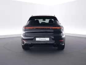 Porsche Cayenne (2025) thumbnail 4