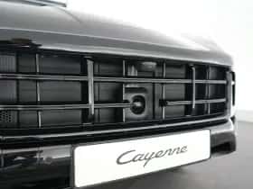Porsche Cayenne (2025) thumbnail 40