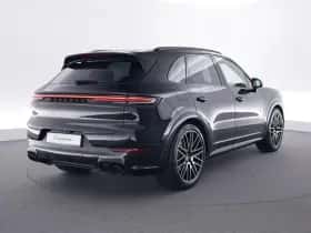 Porsche Cayenne (2025) thumbnail 5