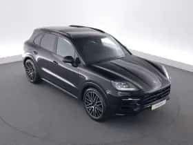Porsche Cayenne (2025) thumbnail 9