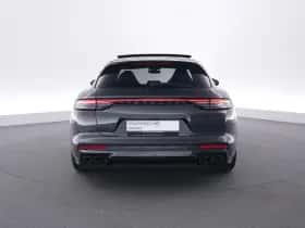 Porsche Panamera (2024) thumbnail 4