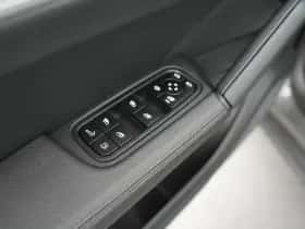 Porsche Cayenne (2024) thumbnail 16