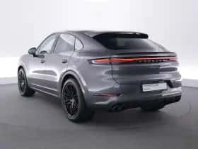 Porsche Cayenne (2024) thumbnail 3